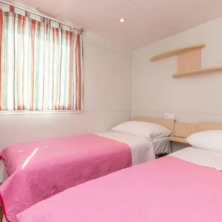 Apartment Drage 17819b Pakoštane