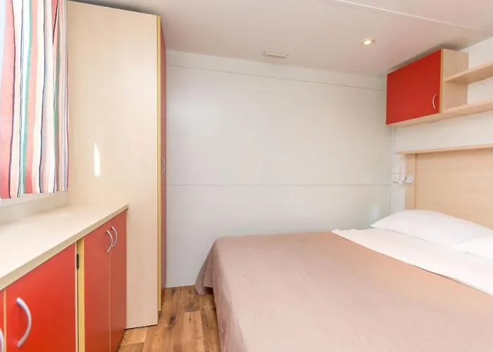 Drage 17819b 公寓 Pakoštane